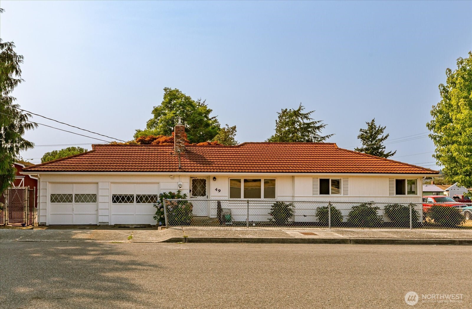 49 Se Pasek Street Property Photo 1