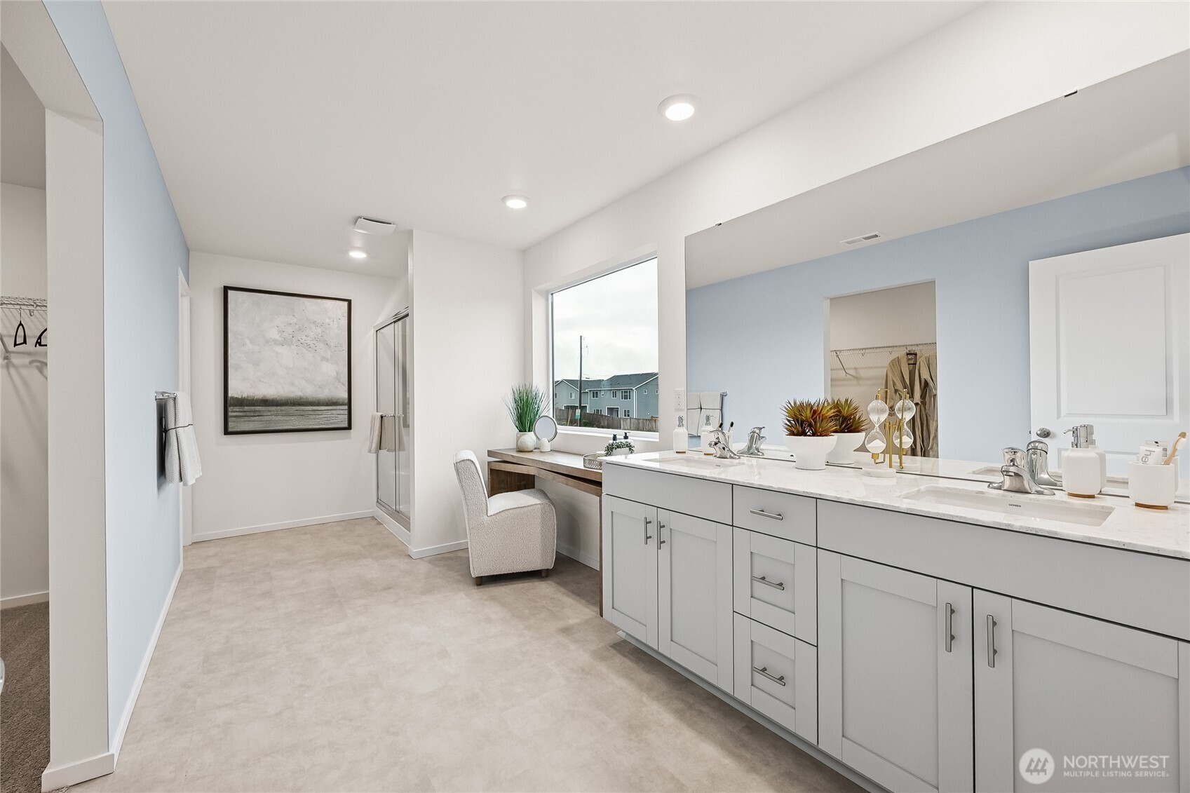 579 Wall Street 54 Property Photo 28