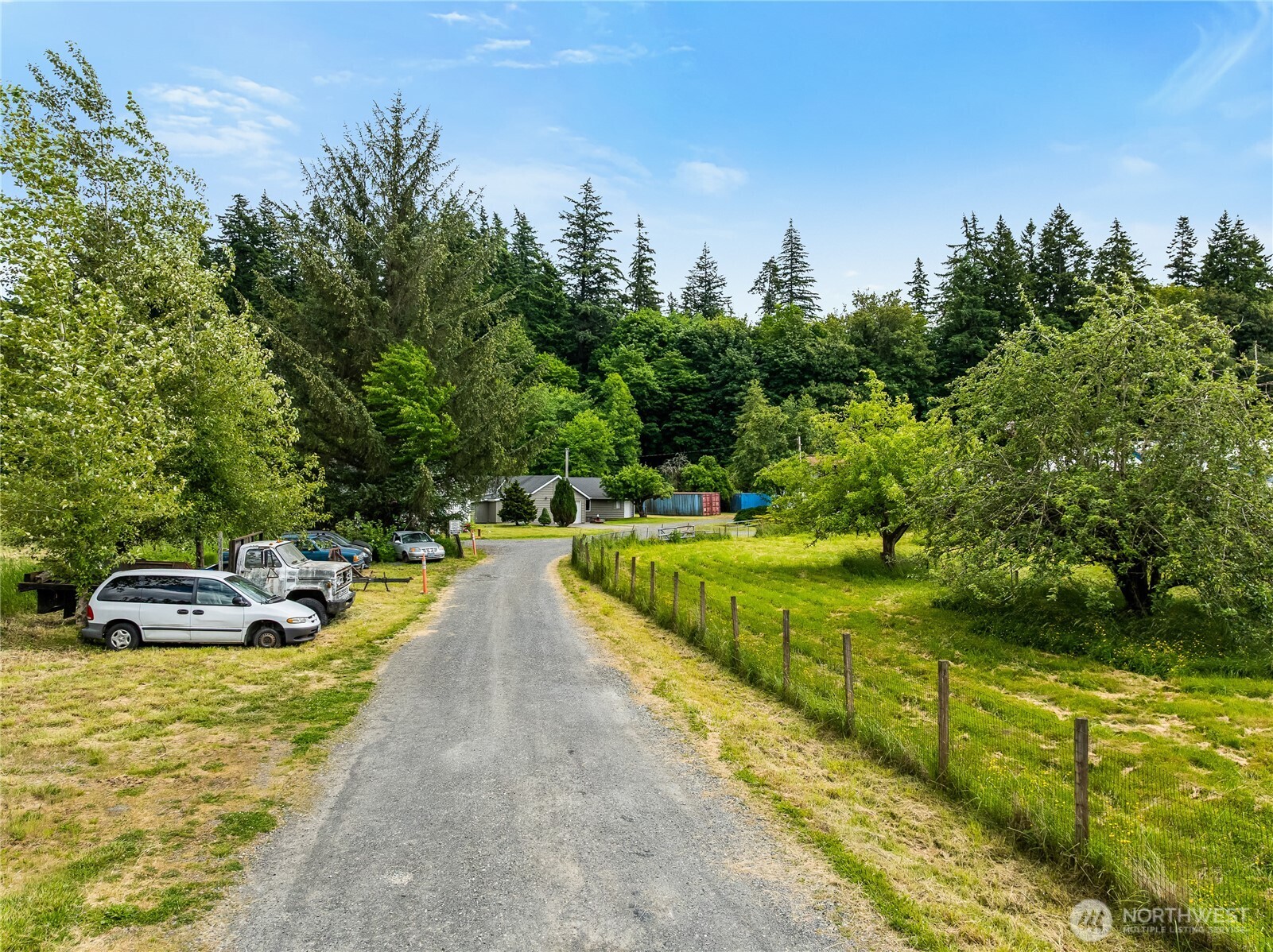 4250 Dewey Road Property Photo 3