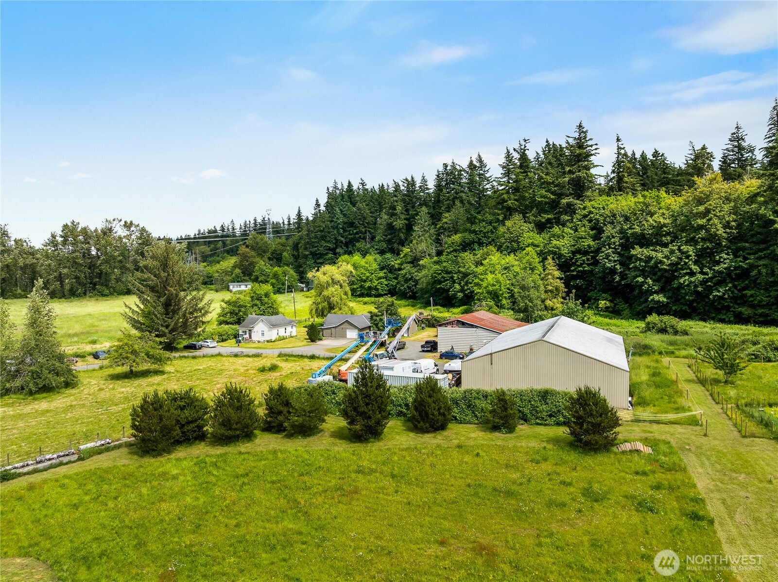 4250 Dewey Road Property Photo 7