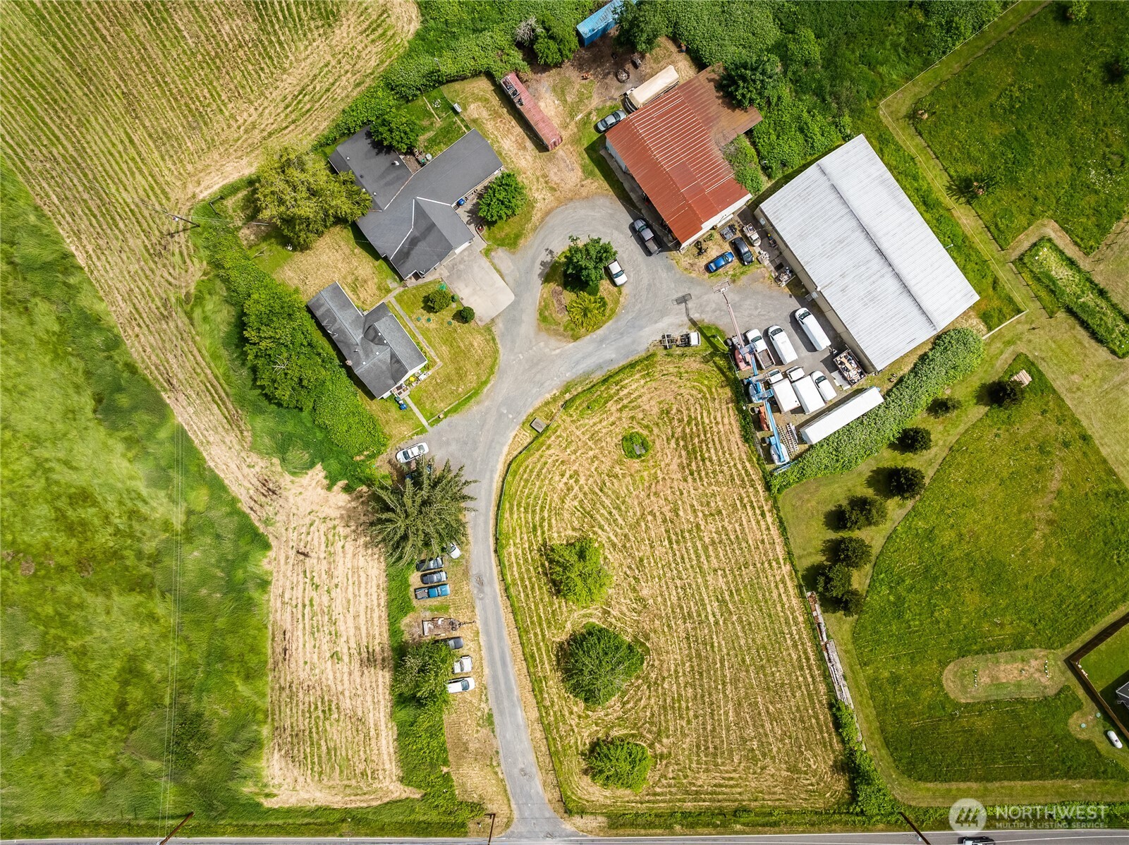 4250 Dewey Road Property Photo 14