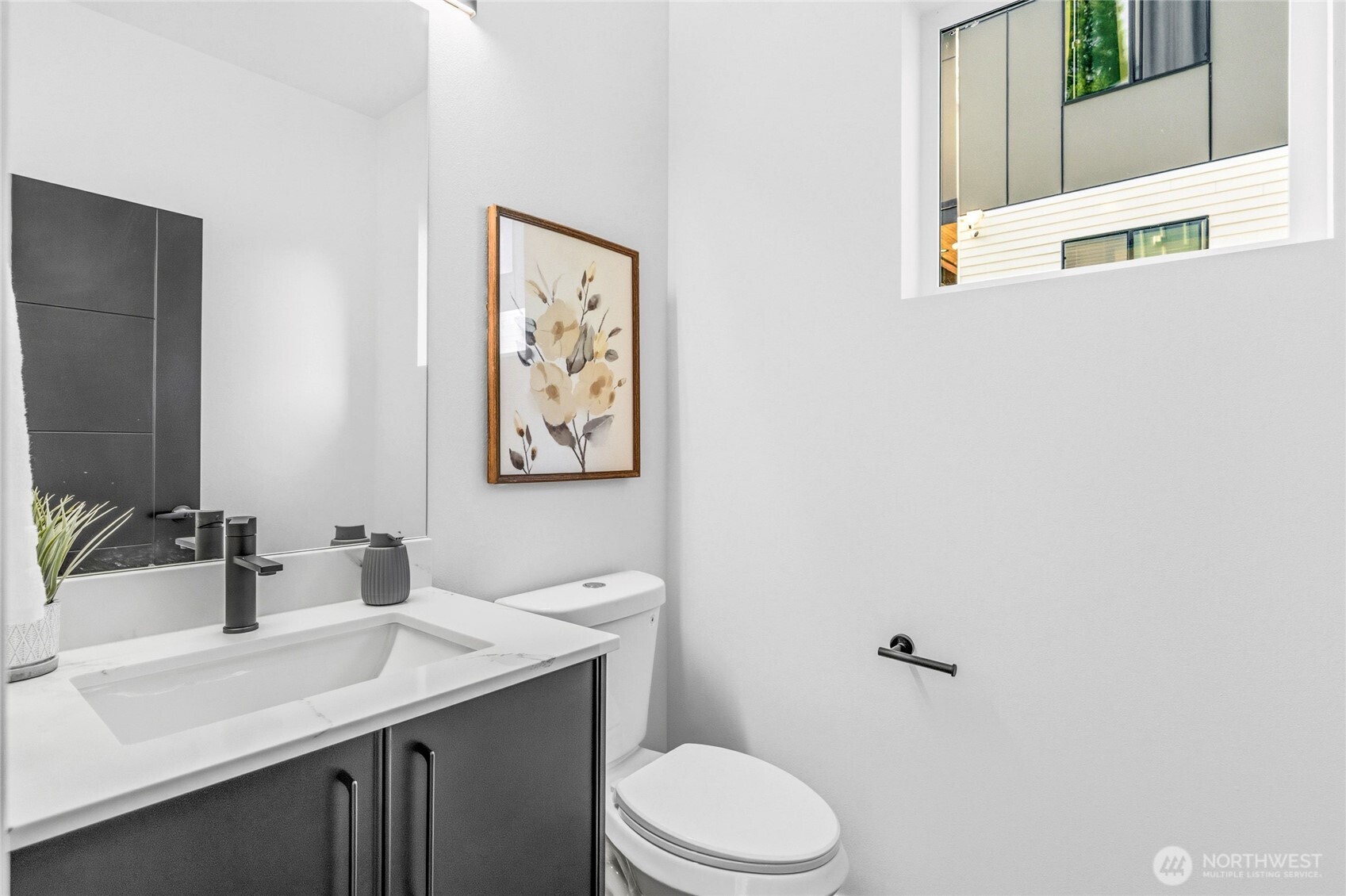 10702 Linden Avenue Property Photo 18