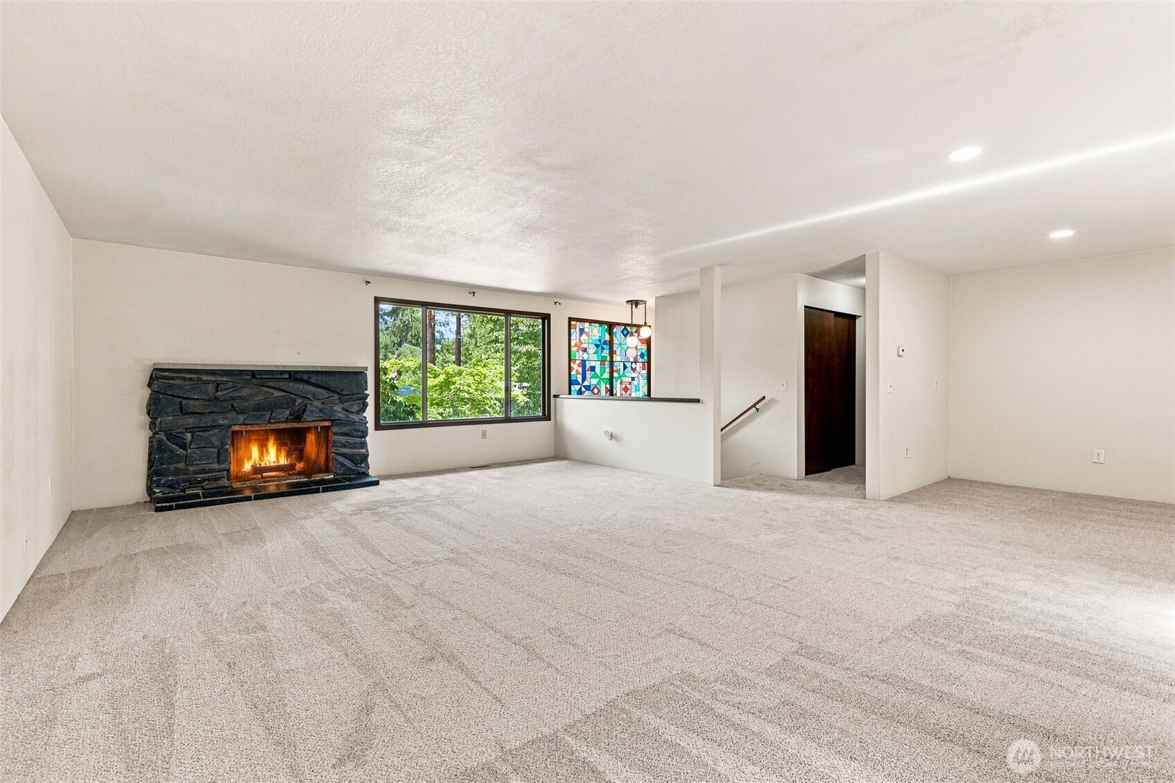 51 E Park Lane Property Photo 13