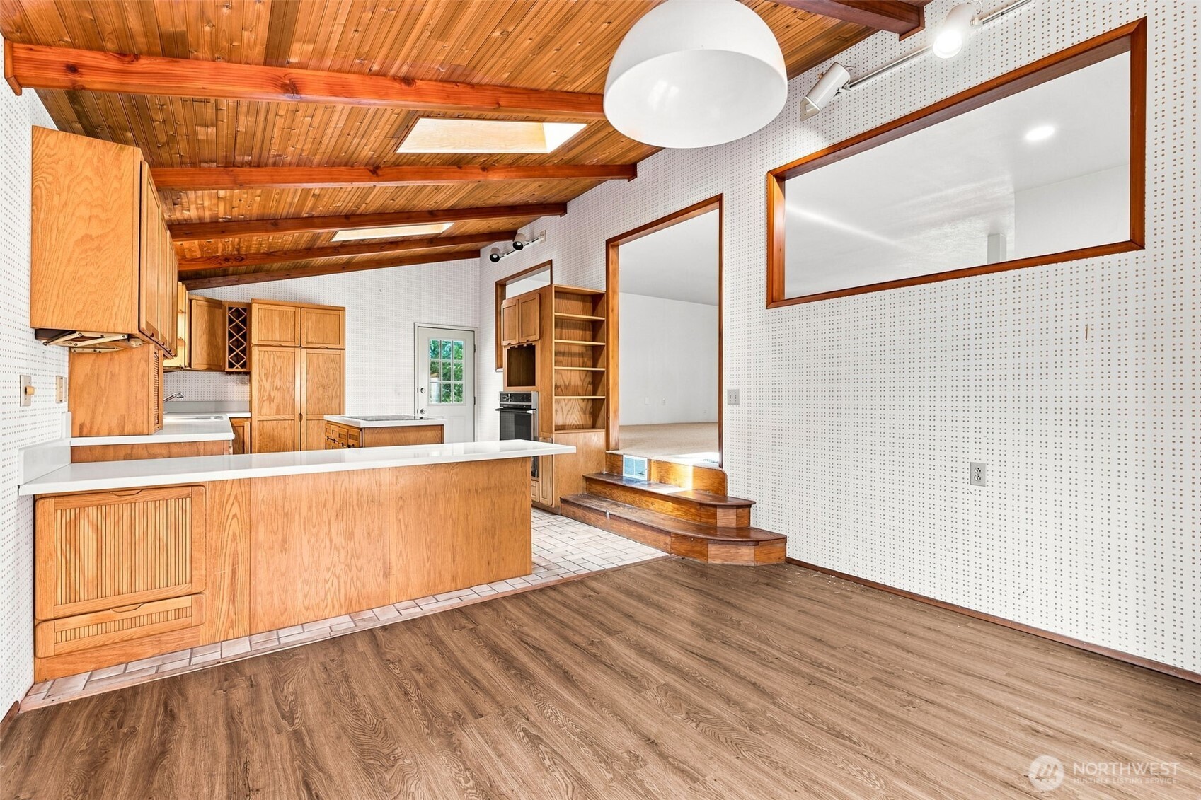 51 E Park Lane Property Photo 18