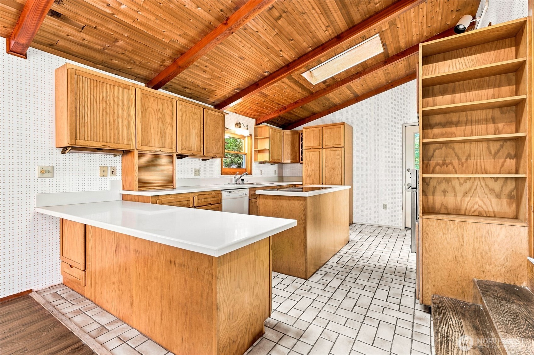 51 E Park Lane Property Photo 19