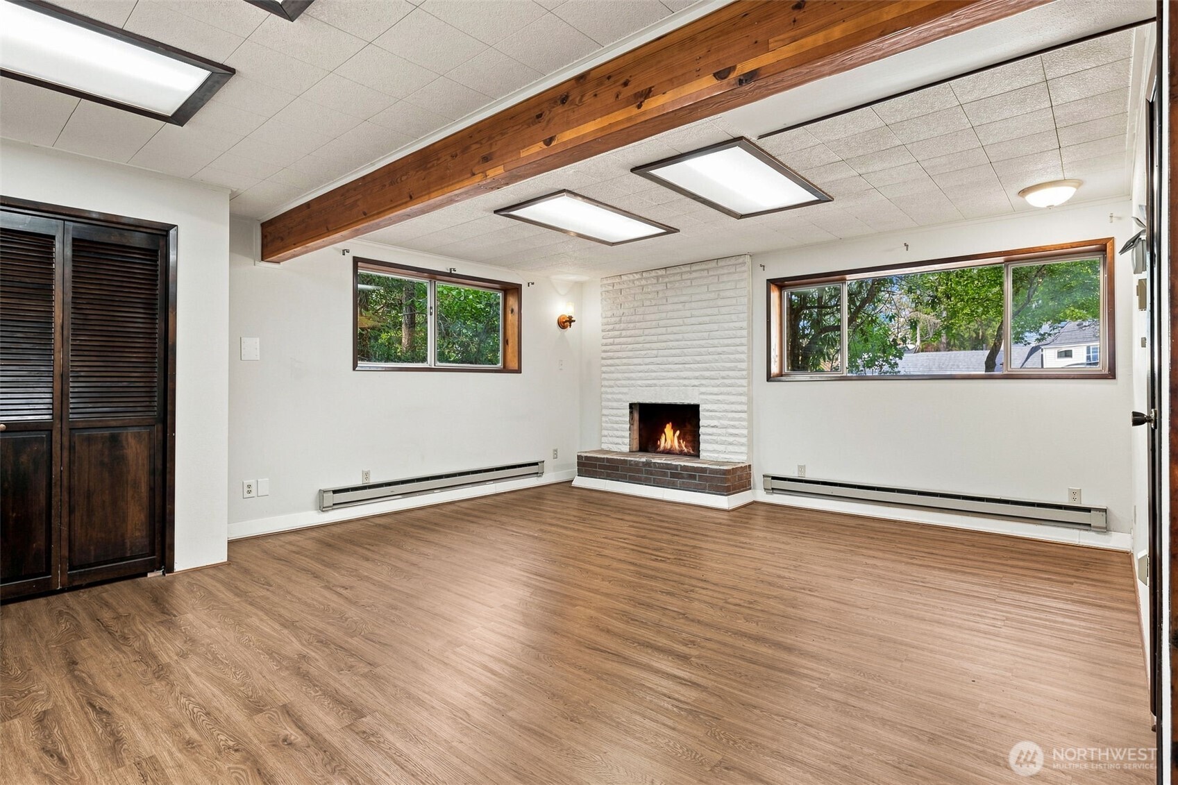 51 E Park Lane Property Photo 29