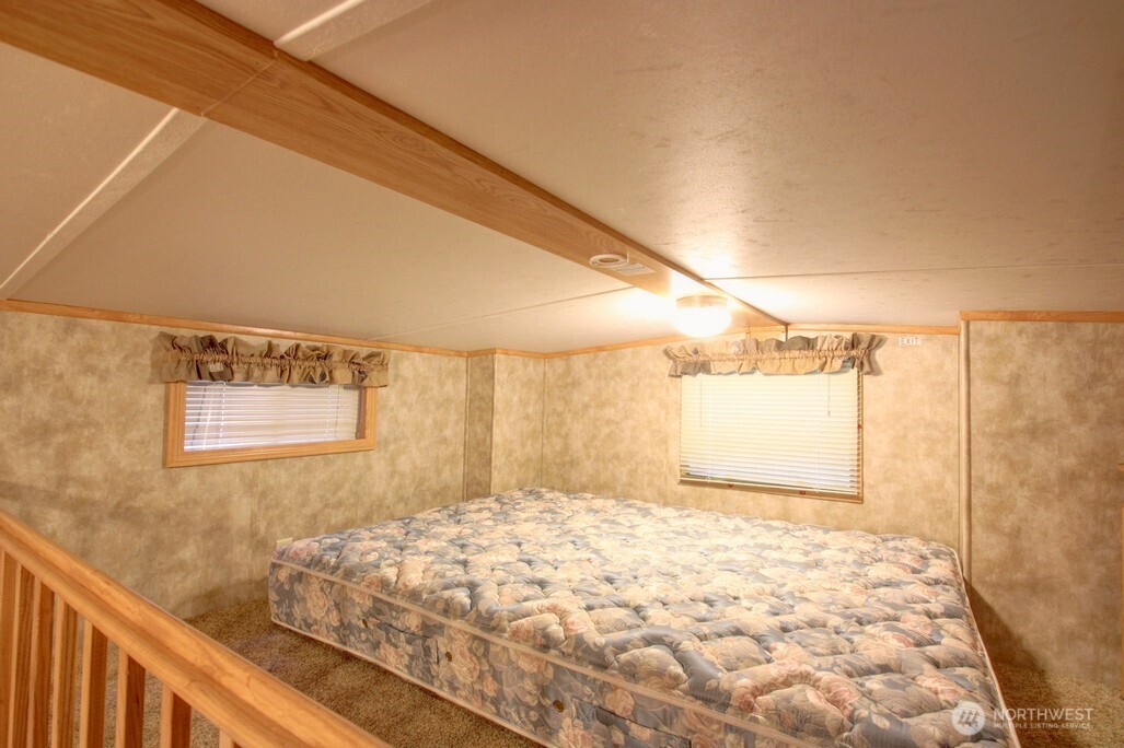 137 6 Riverside Drive Property Photo 15