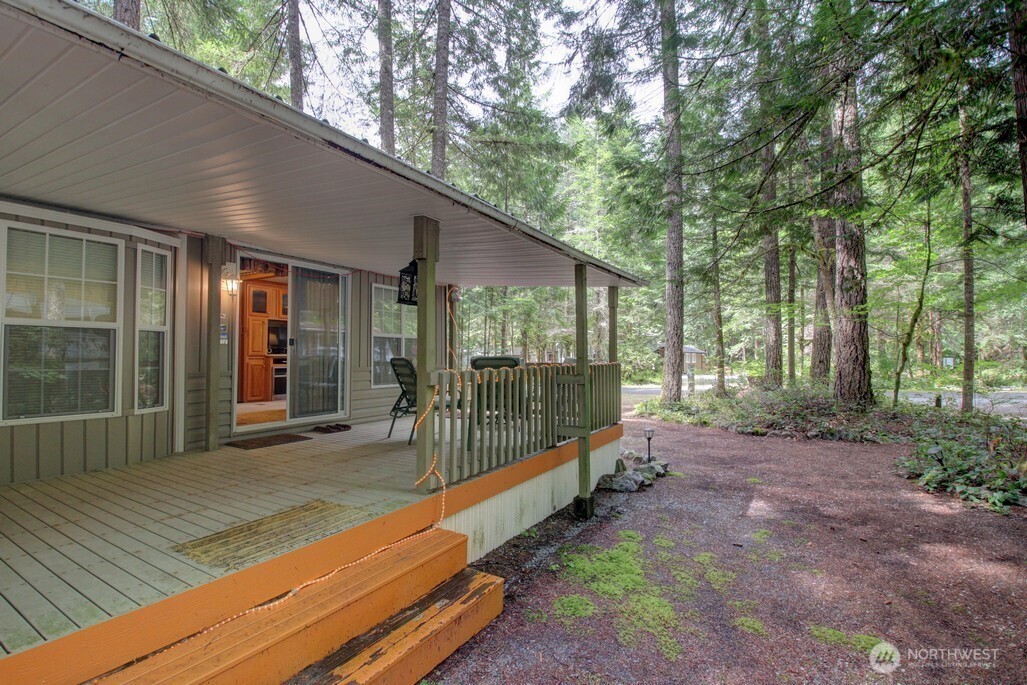 137 6 Riverside Drive Property Photo 20
