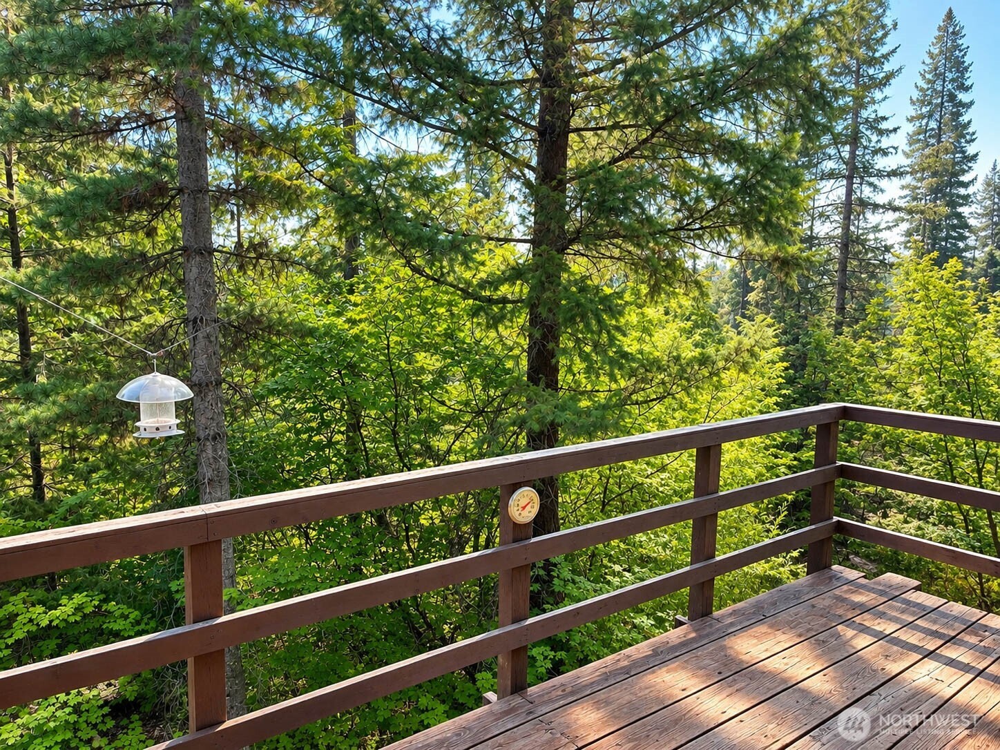 2433 Salal Property Photo 4