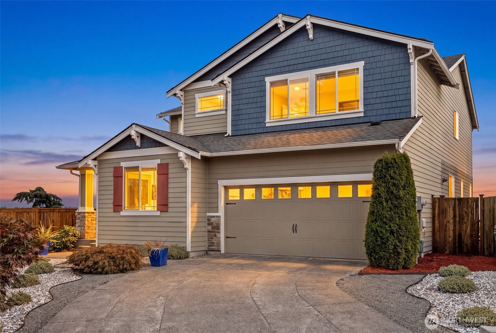 6651 S 298th Place Property Photo 1