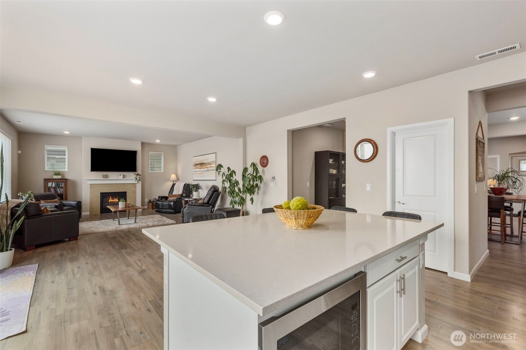 6651 S 298th Place Property Photo 11
