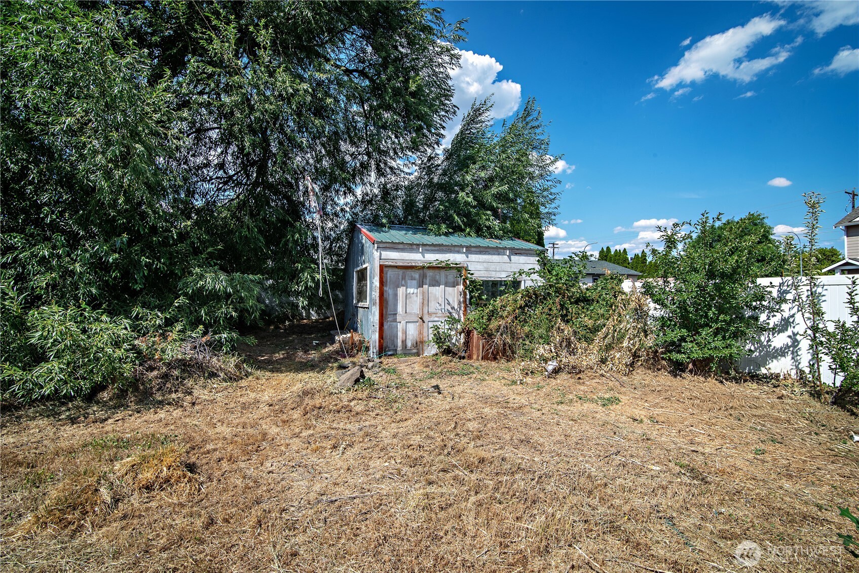 307 W 14th Avenue Property Photo 30