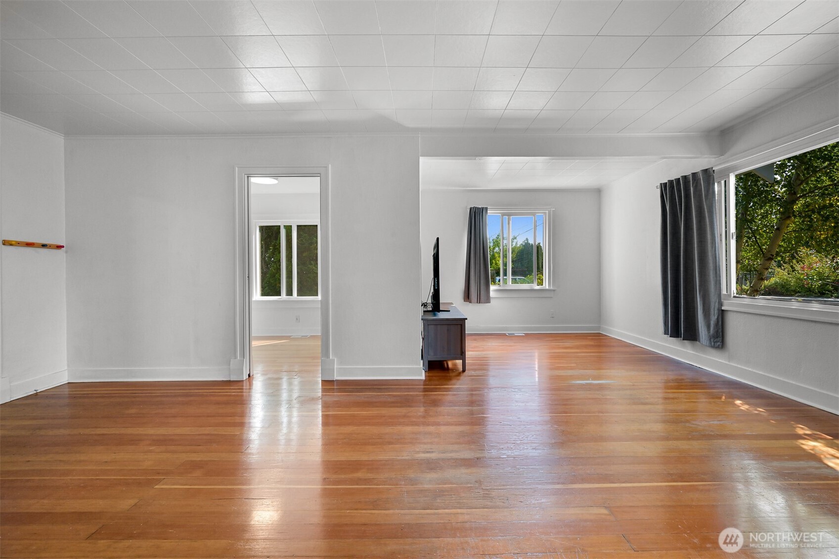 3304 Bennett Drive Property Photo 4