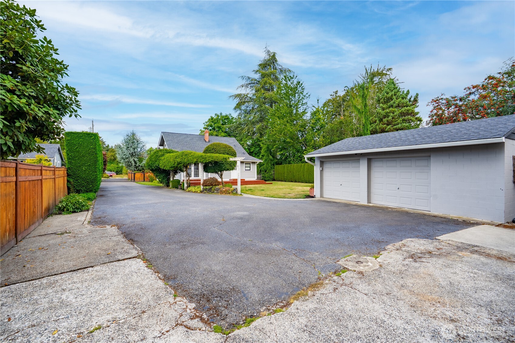 527 17th Street Property Photo 34
