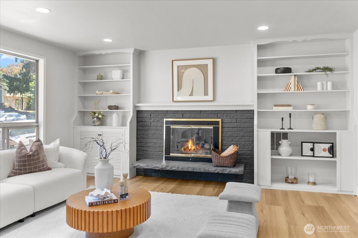 16032 22nd Avenue Property Photo 6