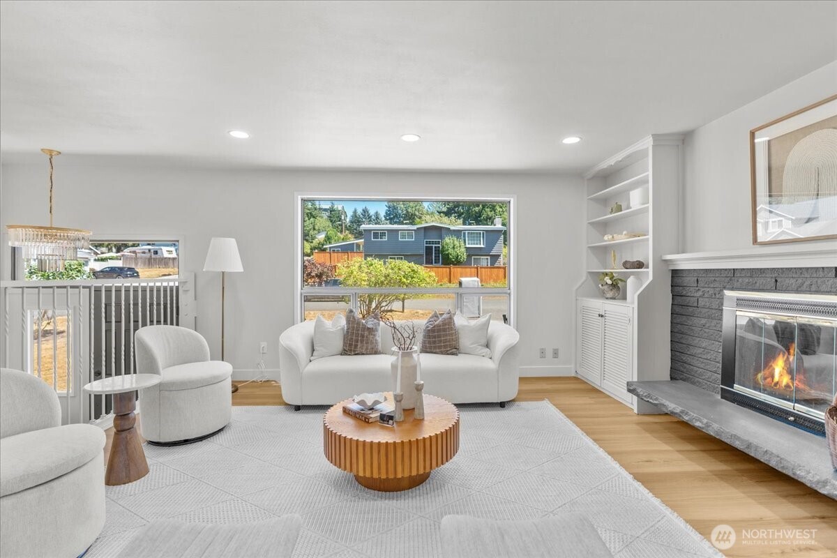 16032 22nd Avenue Property Photo 6