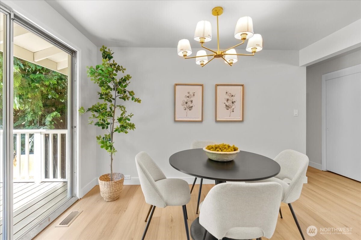 16032 22nd Avenue Property Photo 9