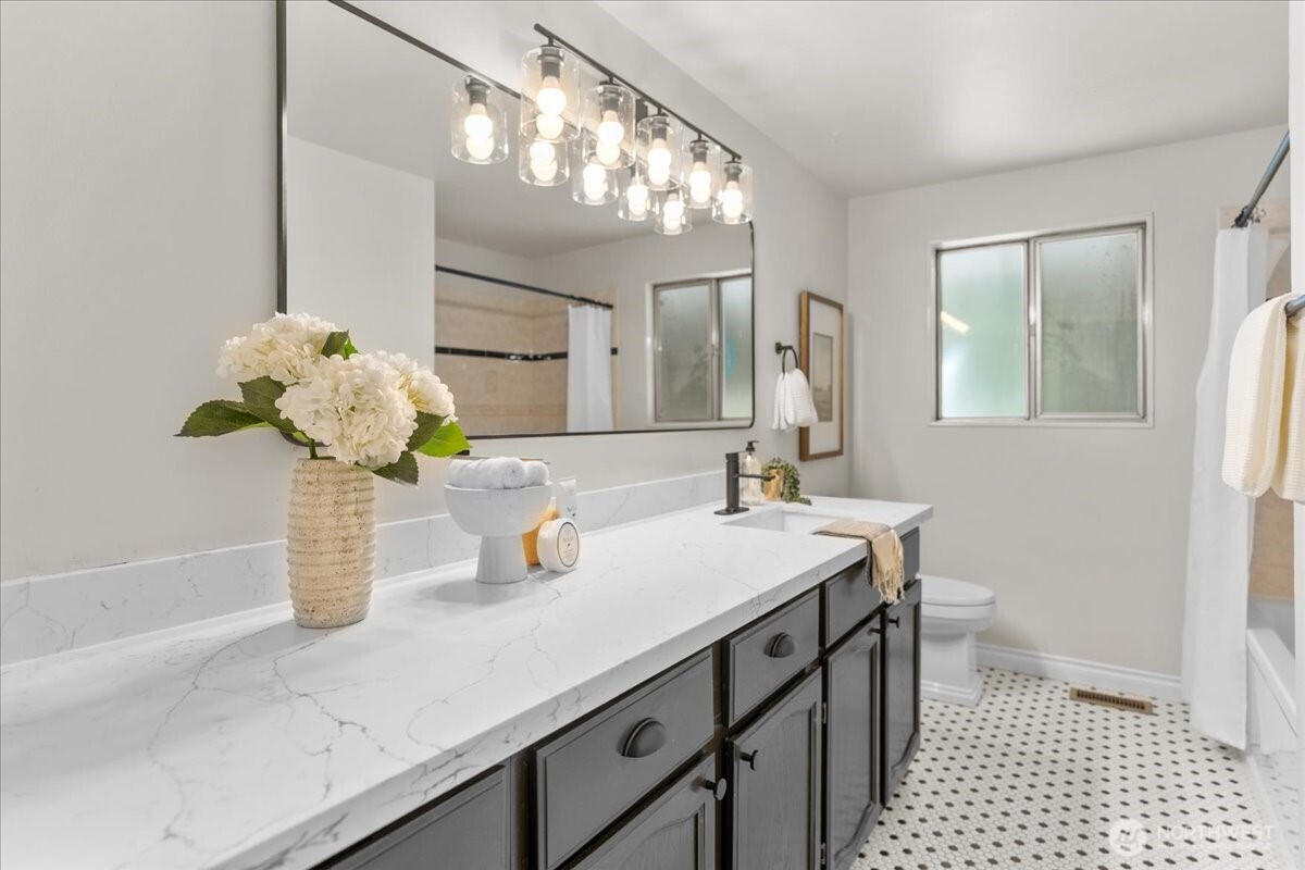16032 22nd Avenue Property Photo 15