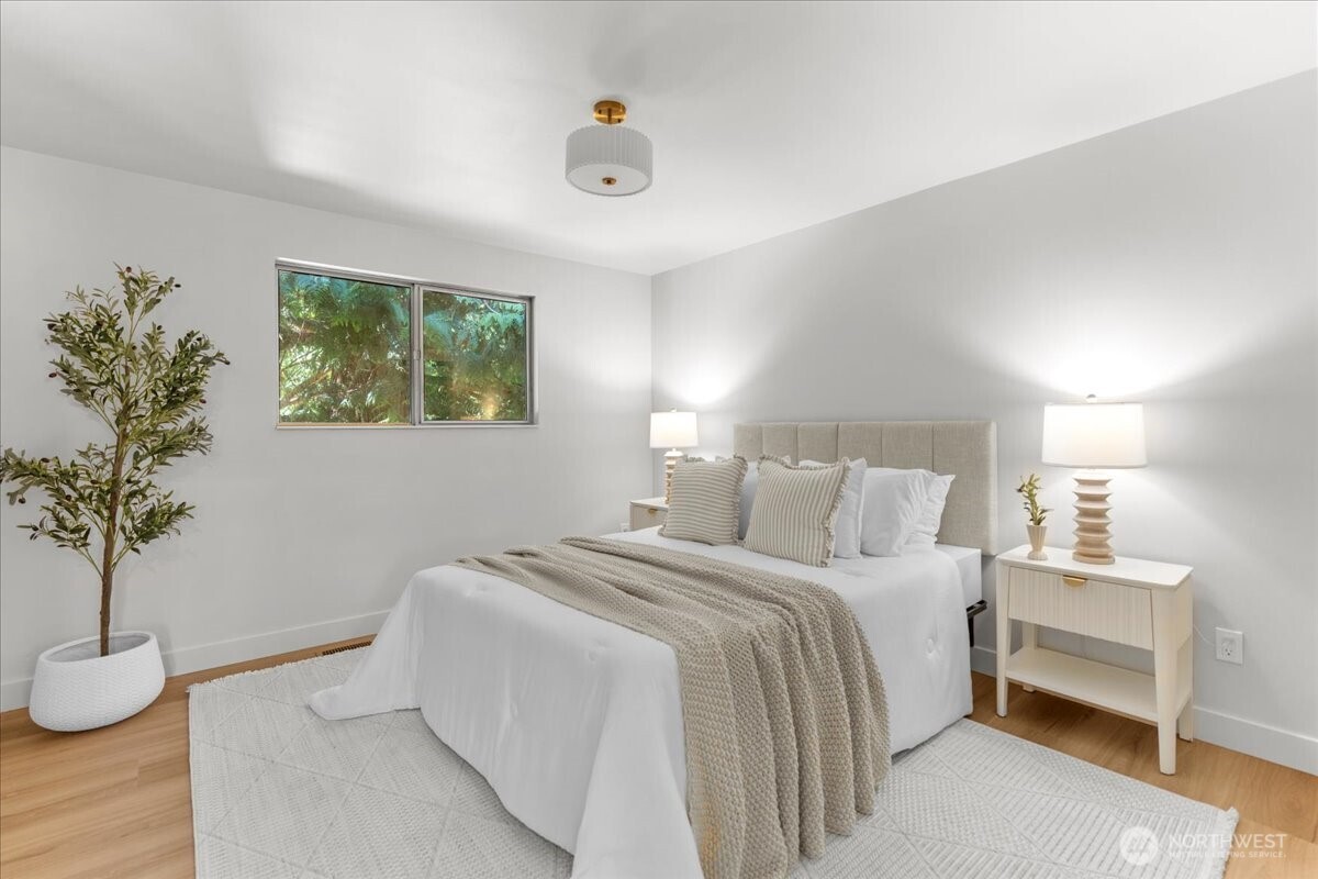16032 22nd Avenue Property Photo 18