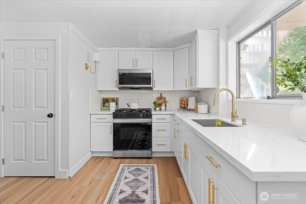 16032 22nd Avenue Property Photo 23