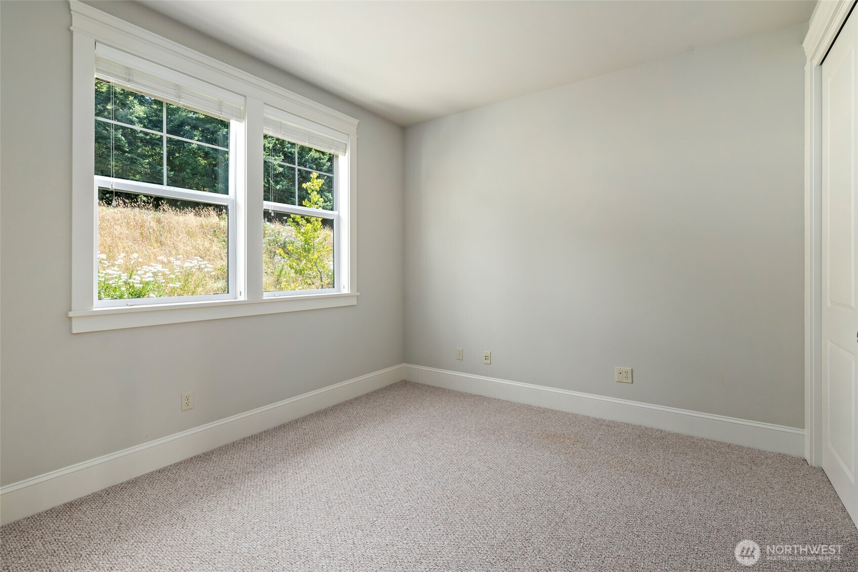 4815 Portalis Way Property Photo 28