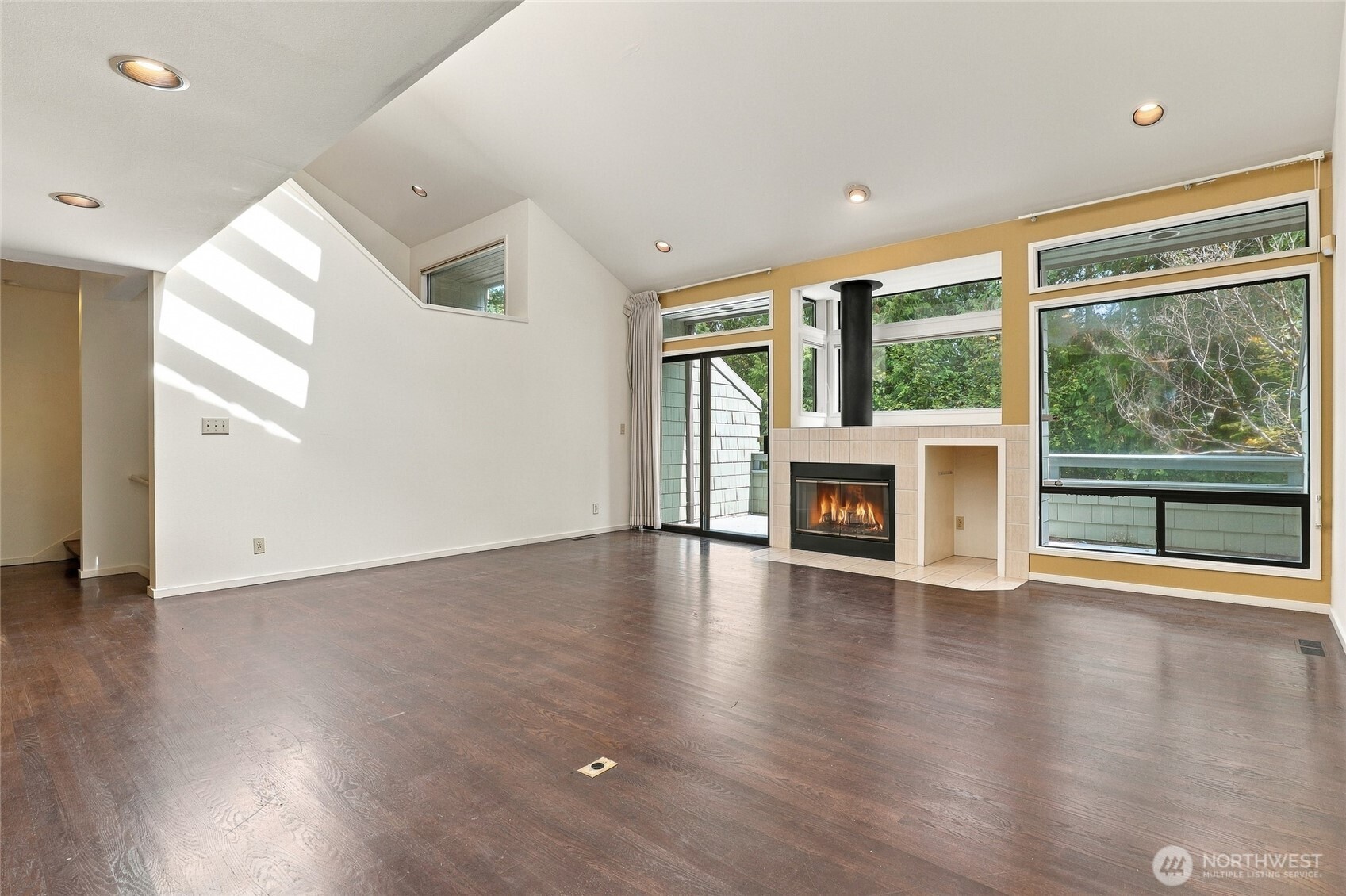 3605 93rd Avenue Property Photo 7