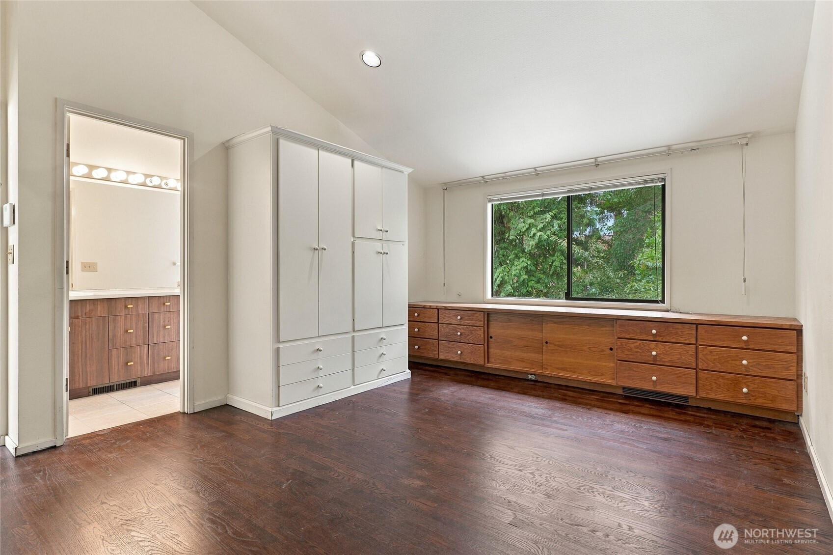 3605 93rd Avenue Property Photo 18