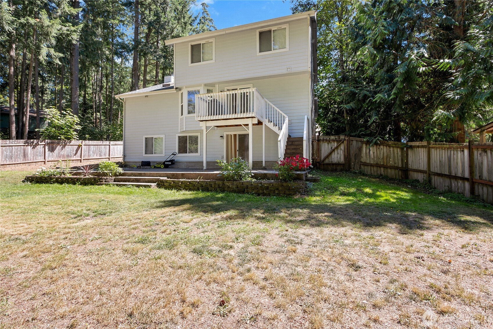 22632 Echowood Lane Property Photo 4