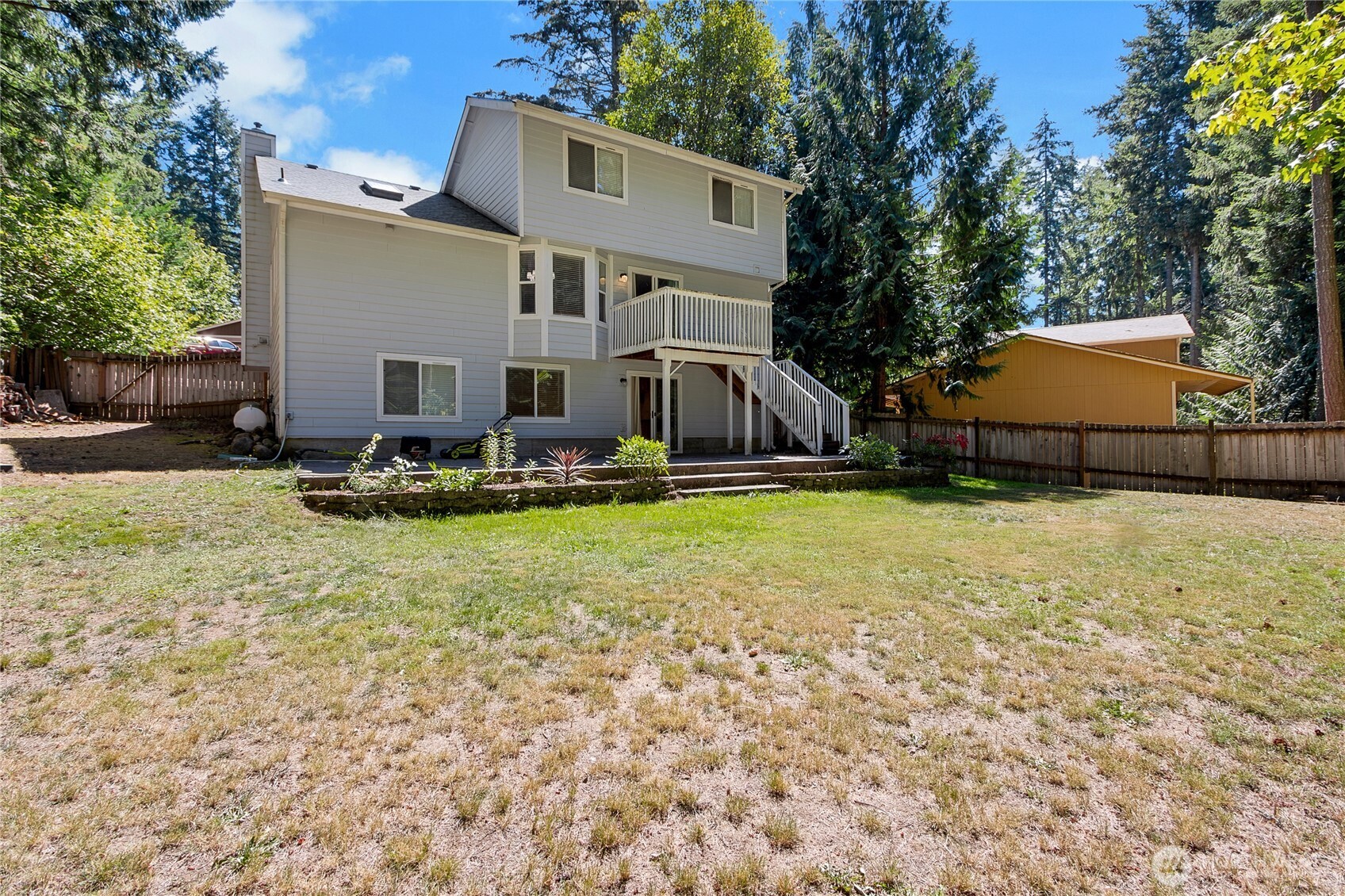 22632 Echowood Lane Property Photo 5