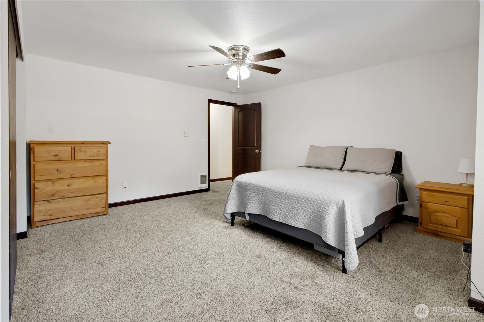22632 Echowood Lane Property Photo 7