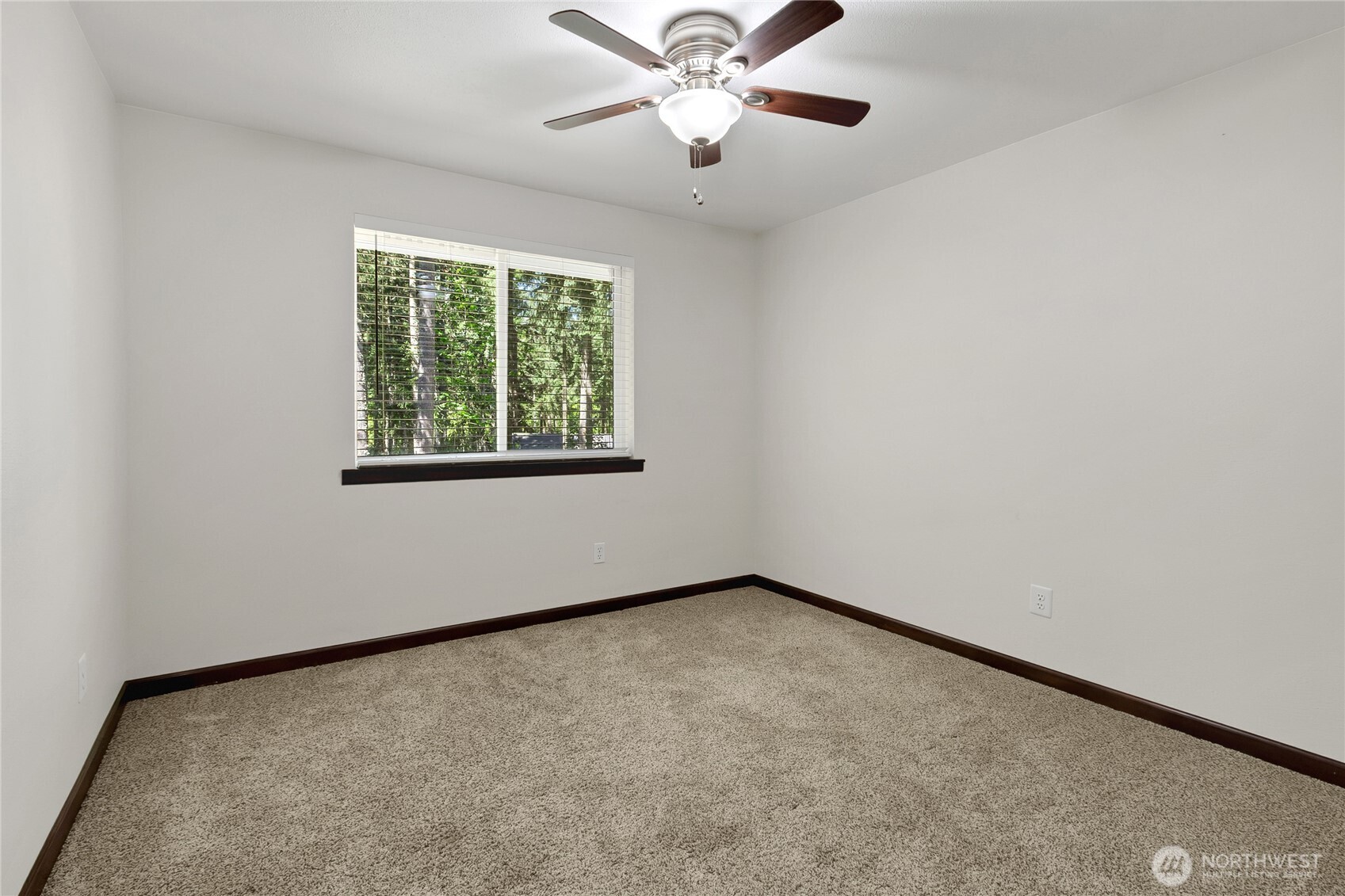 22632 Echowood Lane Property Photo 9