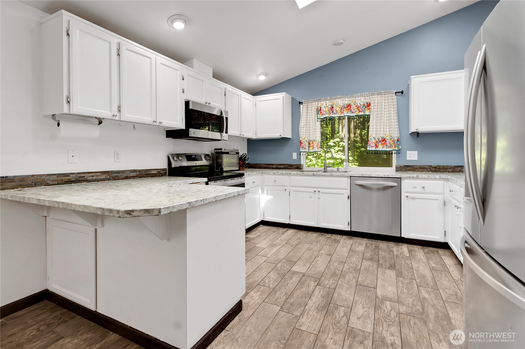 22632 Echowood Lane Property Photo 15