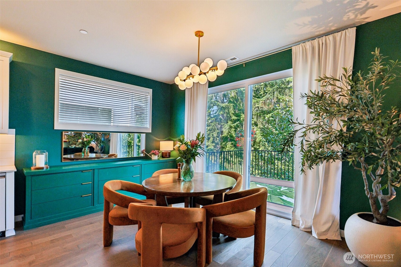 11207 14th Place Property Photo 8