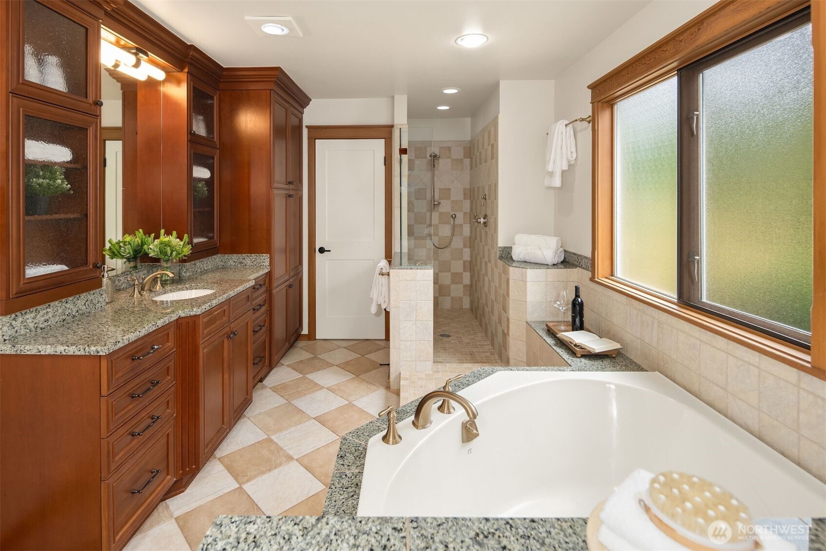 14246 157th Place Property Photo 13