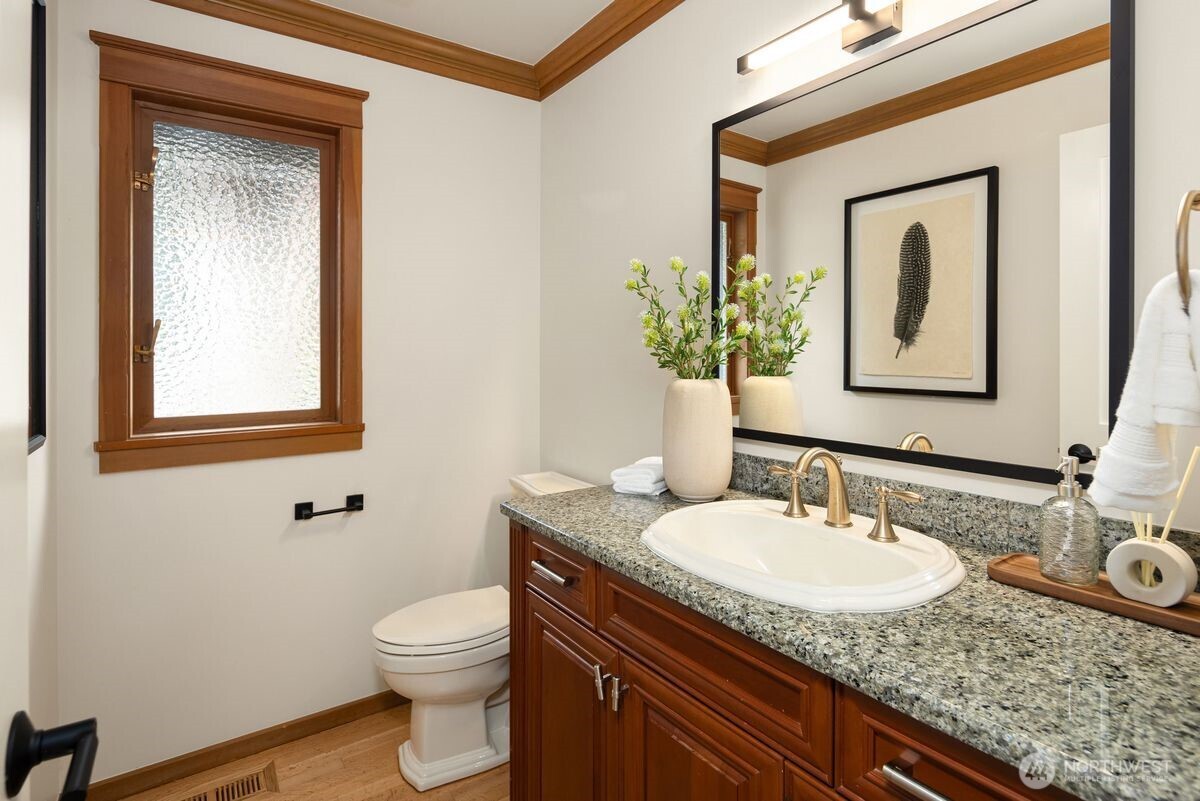 14246 157th Place Property Photo 28