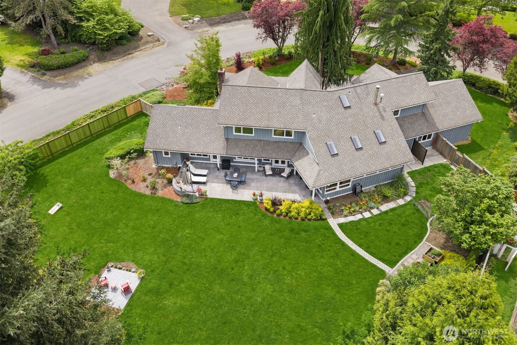 14246 157th Place Property Photo 38