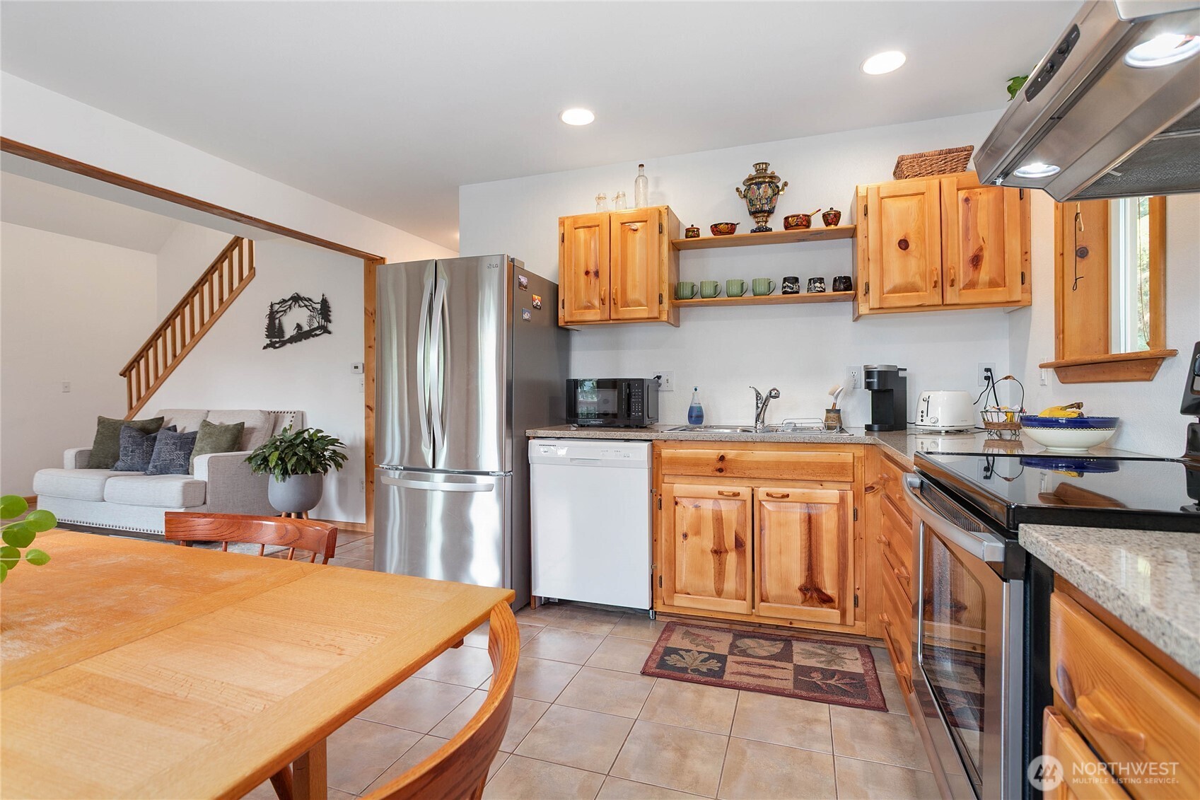 7712 Viewridge Drive Property Photo 13