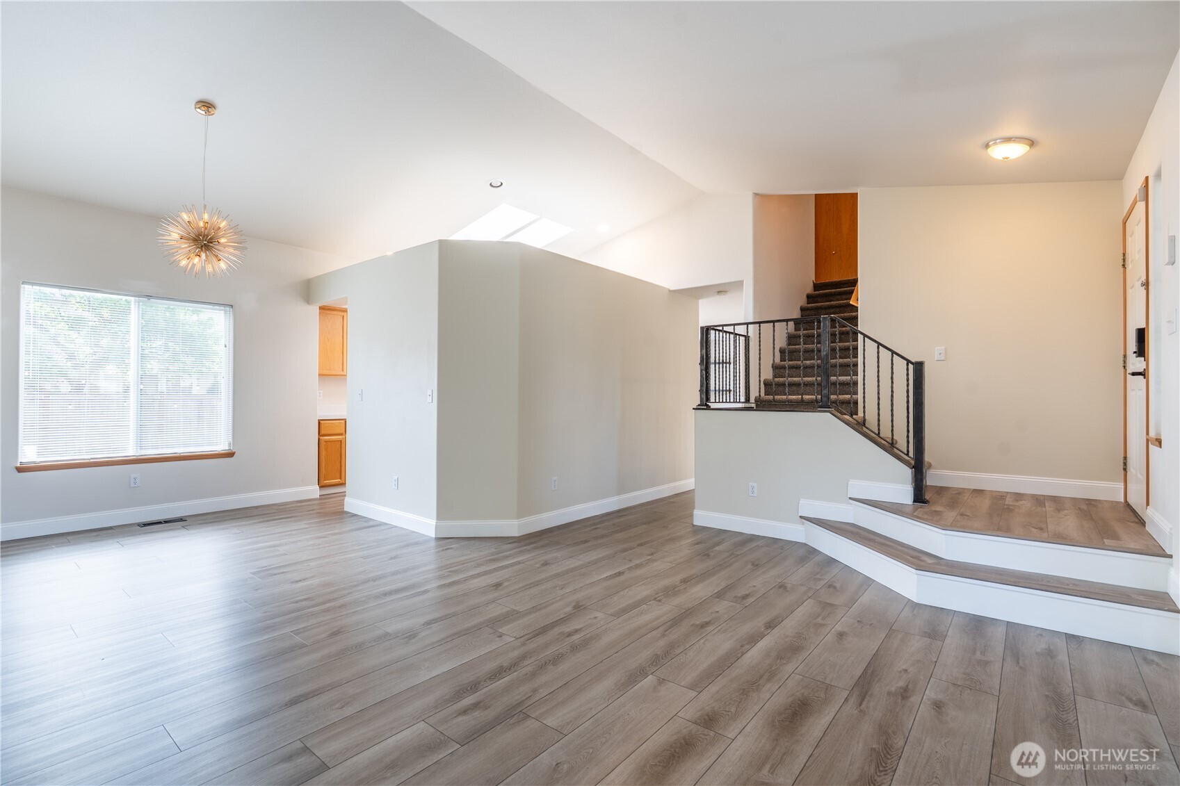 13208 162nd Street Ct Property Photo 6