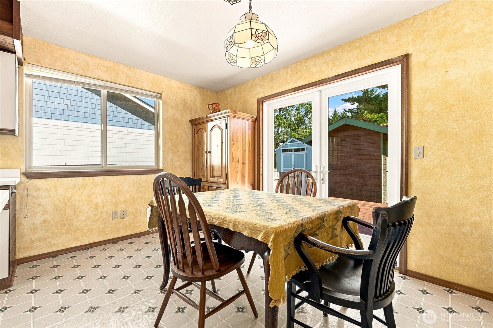 112 Canal Drive Property Photo 10