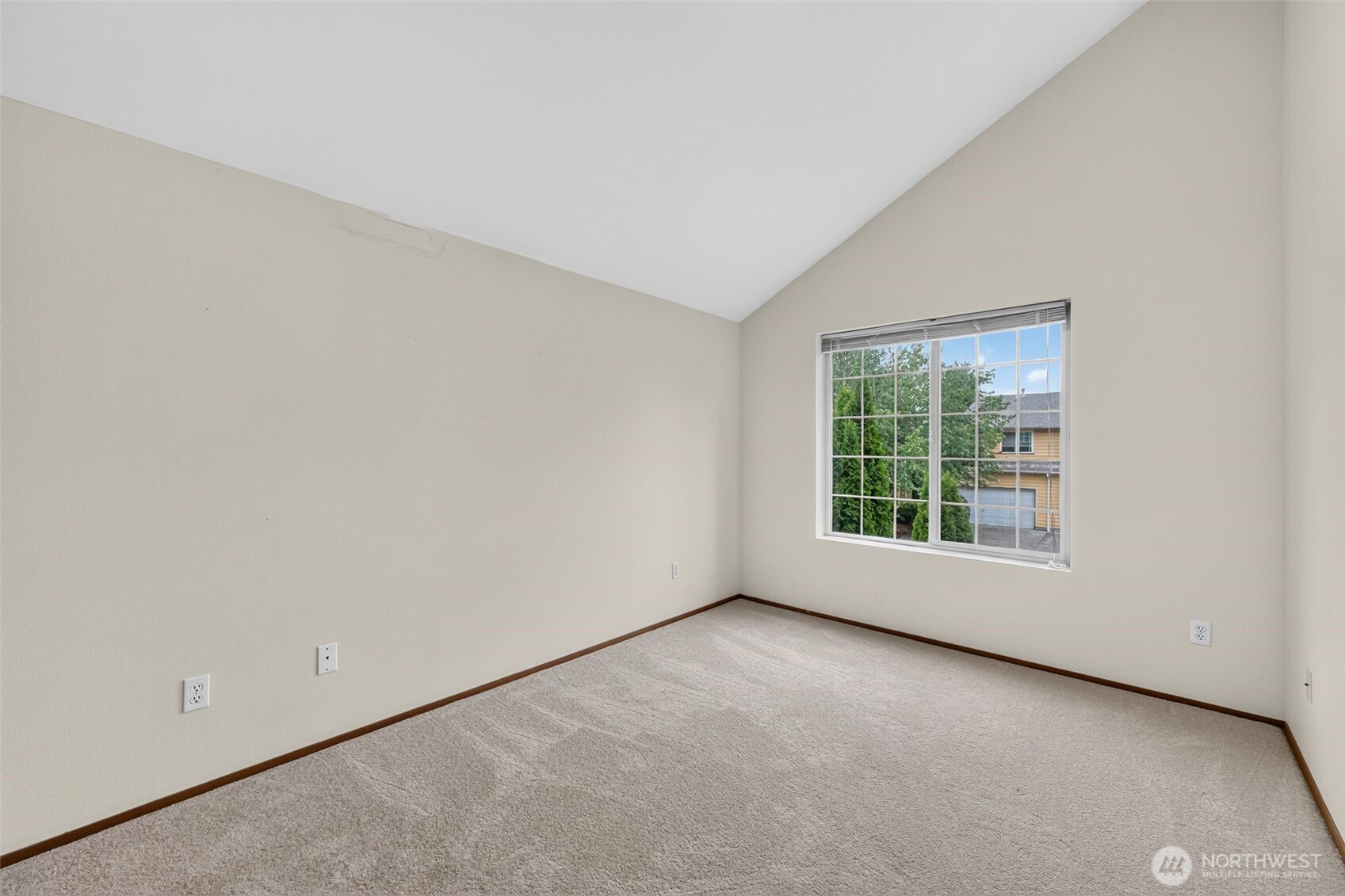2732 Hidden Springs Loop Property Photo 18