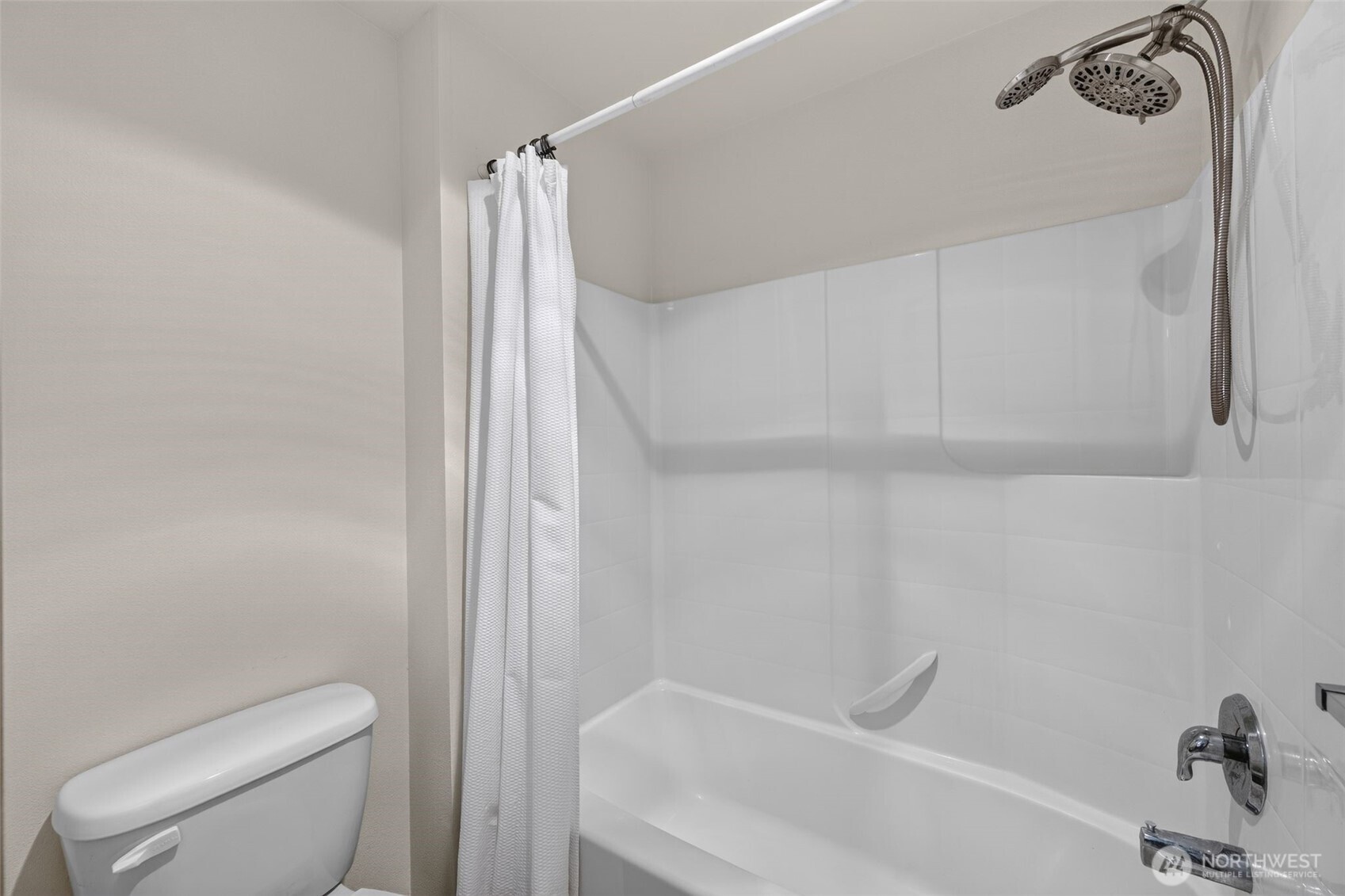 2732 Hidden Springs Loop Property Photo 23