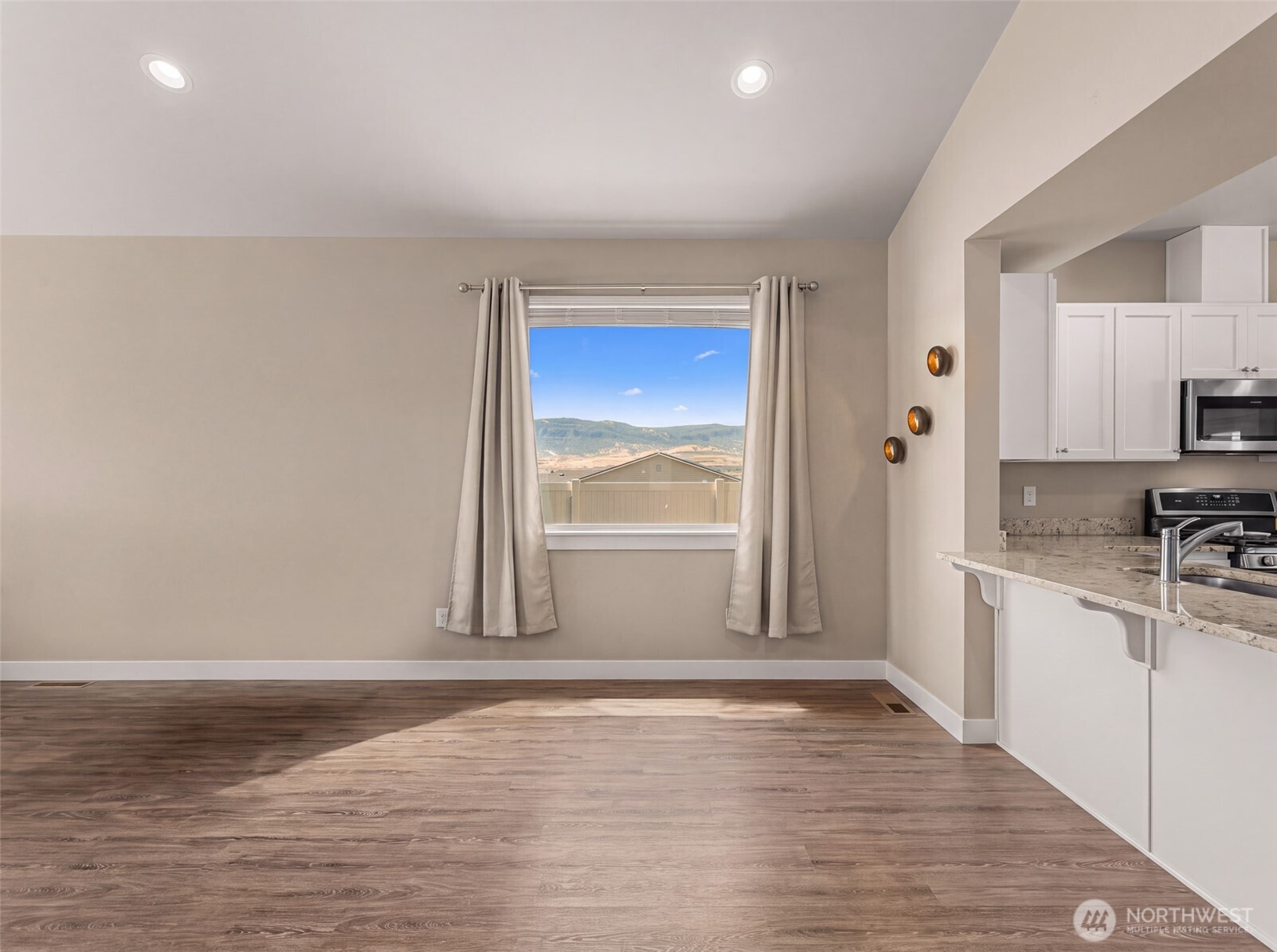 284 S Nevada Property Photo 11