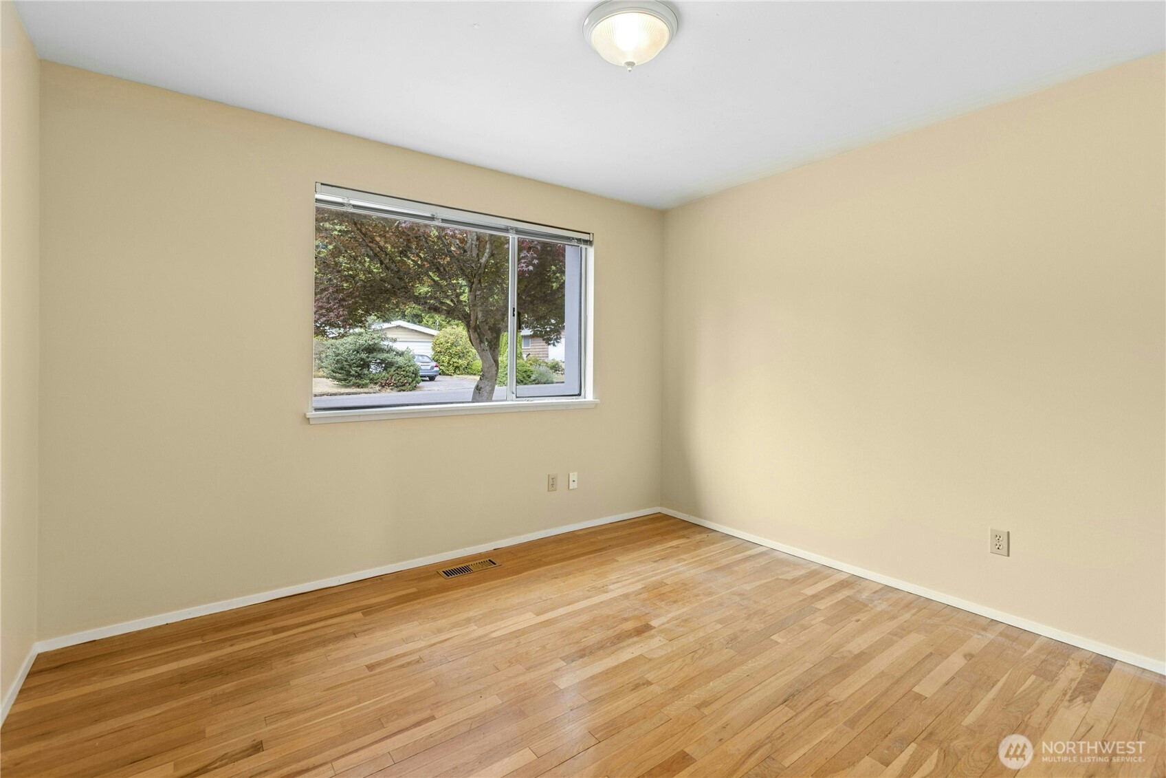 250 110th Place Property Photo 27