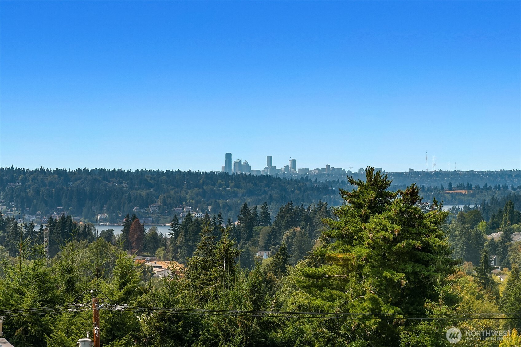 13011 Se Newport Way Property Photo 2
