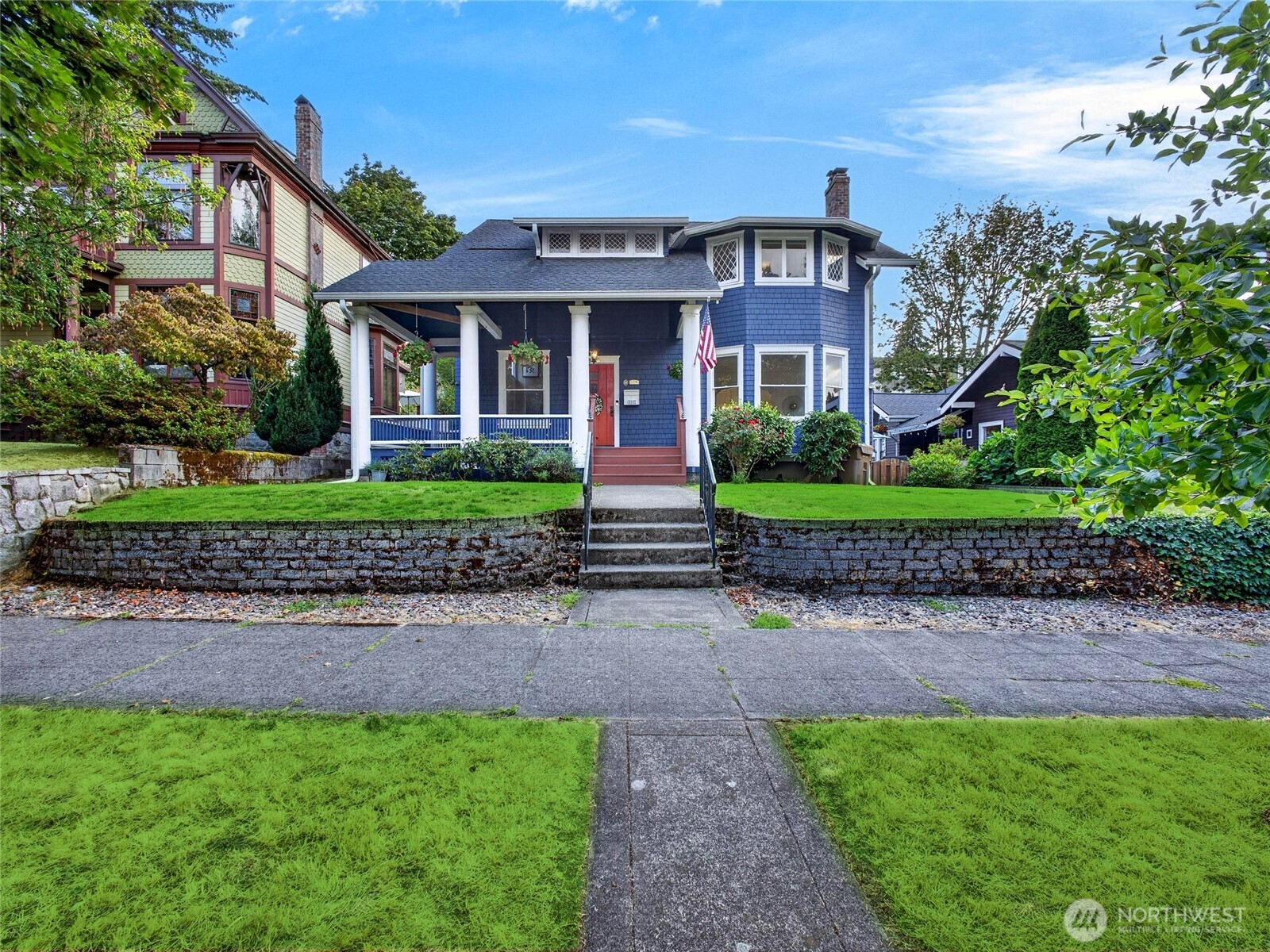 806 N J Street Property Photo 1