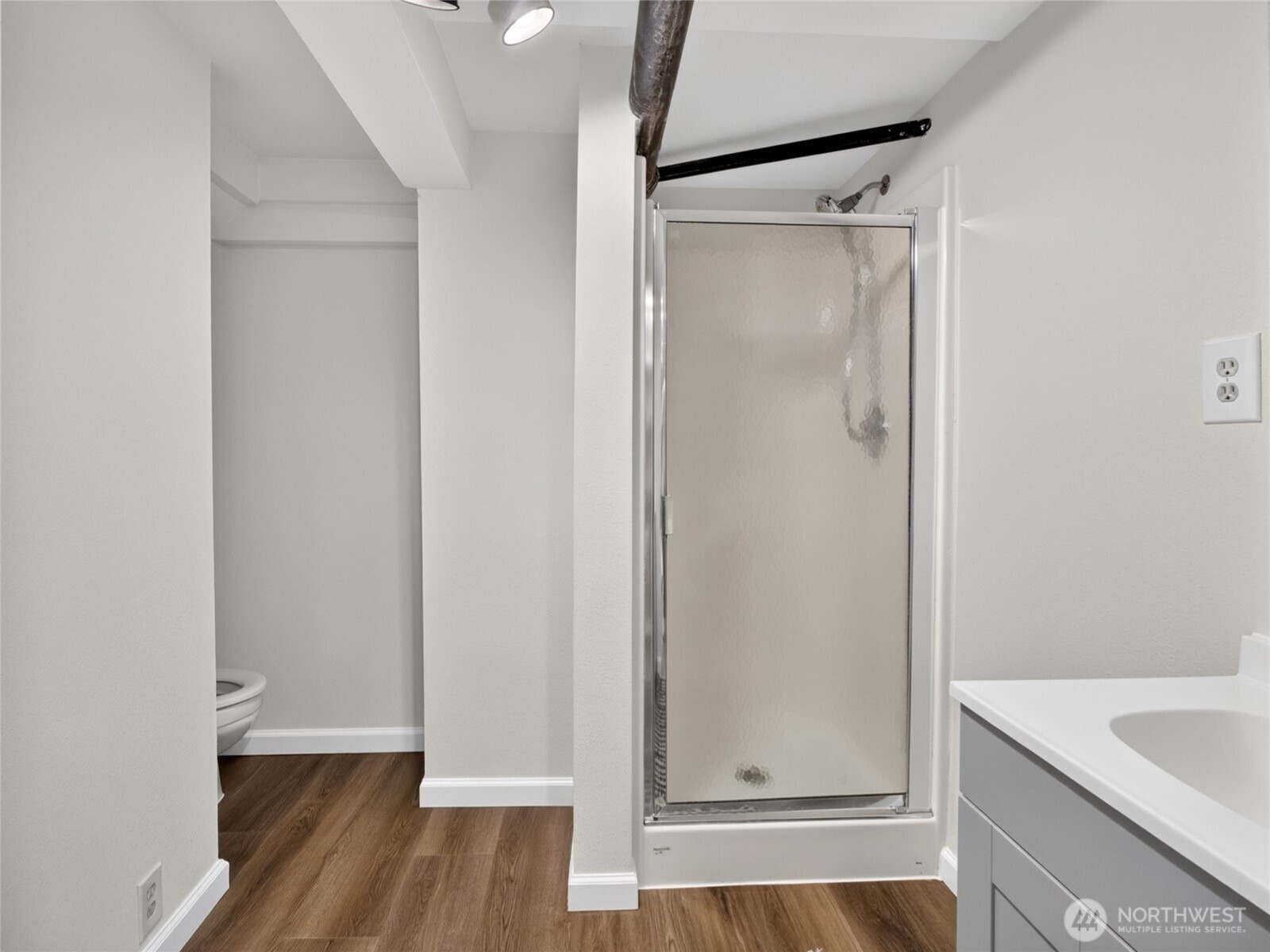 806 N J Street Property Photo 37