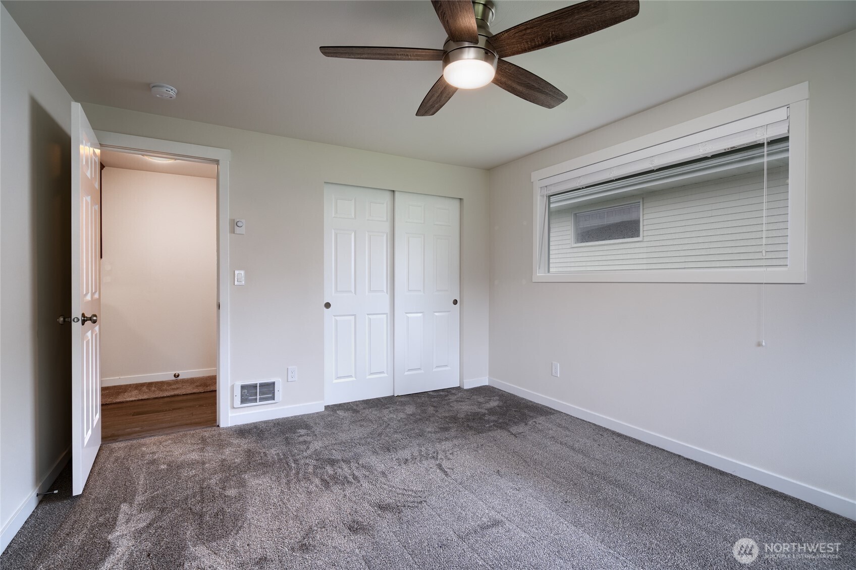 863 Se 6th Avenue Property Photo 12