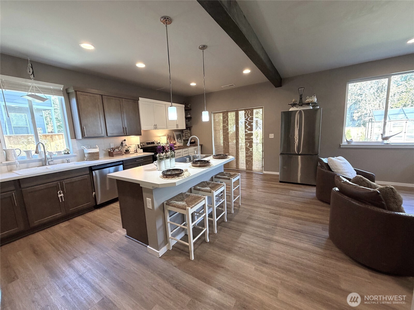 4336 23rd Court Property Photo 6