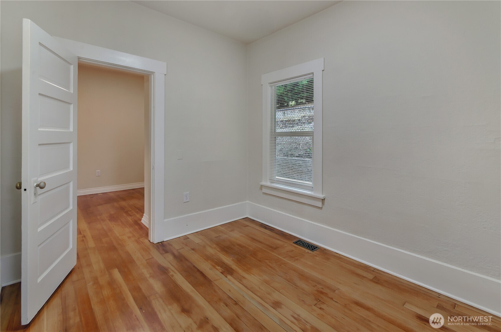 1427 E Fairbanks Street Property Photo 29
