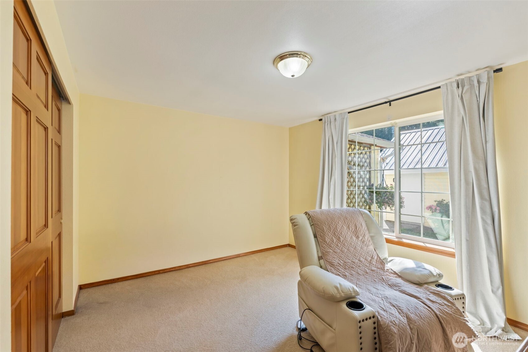 268 Sommerville Road Property Photo 8